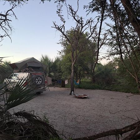 Semowi Lodge And Campsites Mirapene Exterior photo