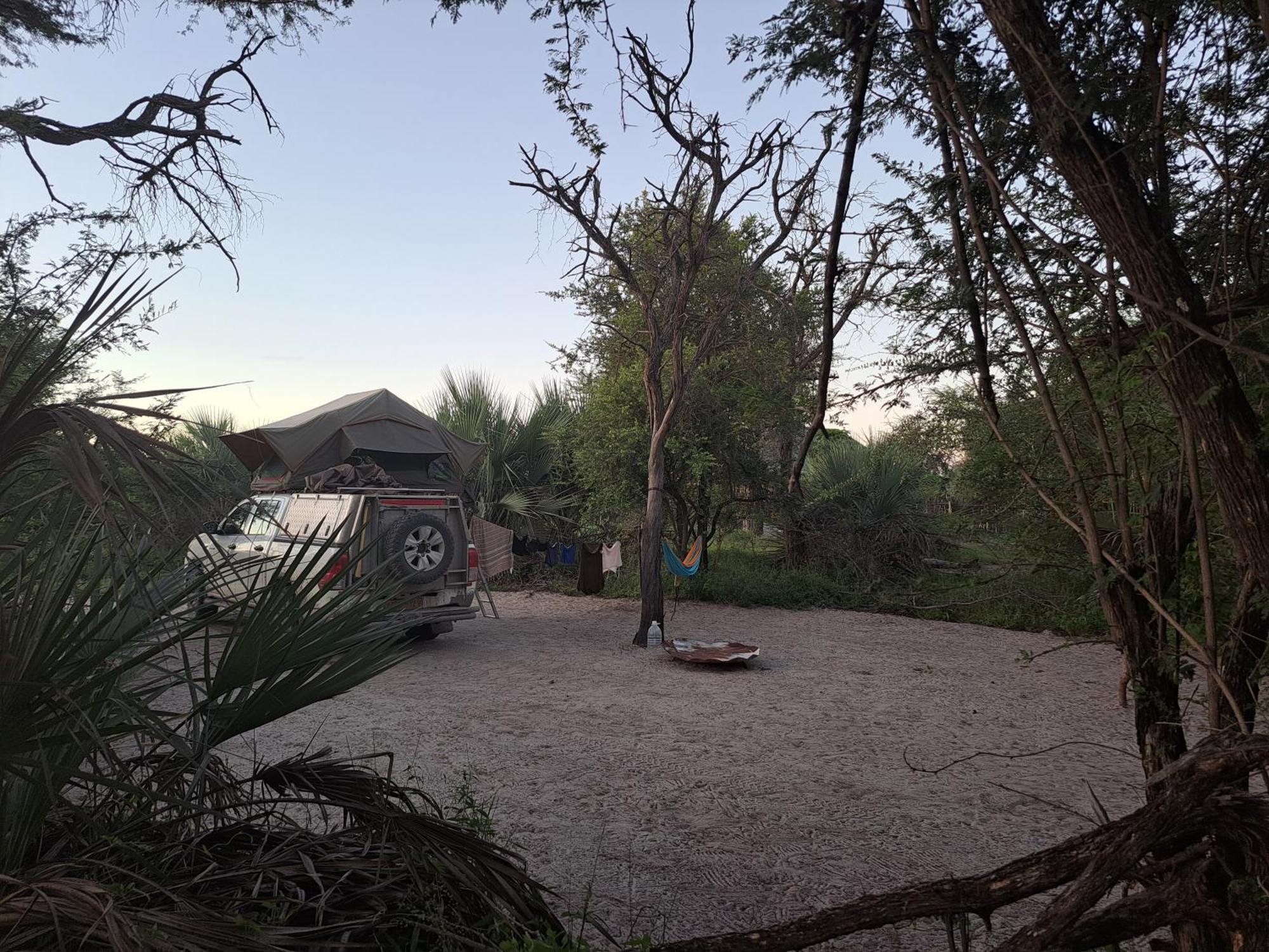 Semowi Lodge And Campsites Mirapene Exterior photo